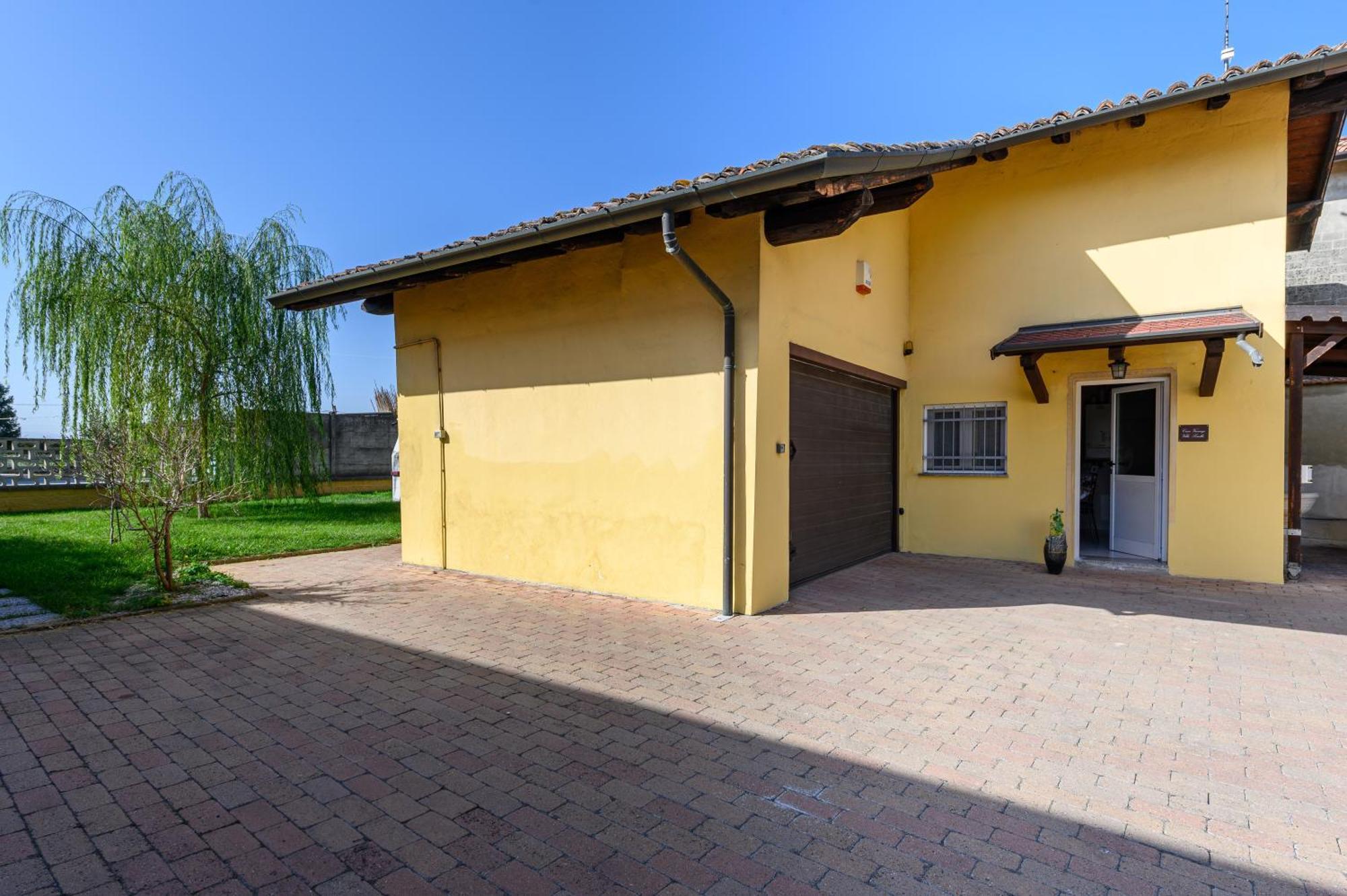 Casa Vacanze Villa Lorella Pontenure ภายนอก รูปภาพ